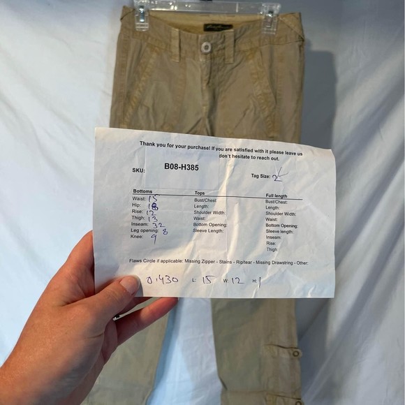 Women’s Eddie Bauer Khaki Cargo Pants Size 2 - Picture 5 of 5